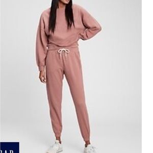GAP Fig pink matching set